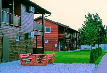 Chata u term�ln�ho koupali�t� - Vada� - Slovensko