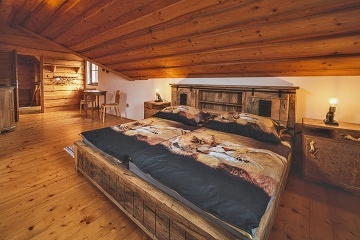 Srub p��rodn� park Man�t�nsko - kon� - Plze�sko