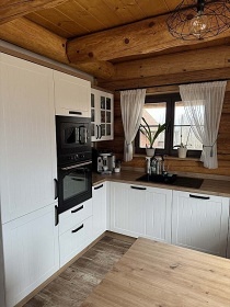 Kanadsk� srub wellness a baz�n - Jizersk� hory