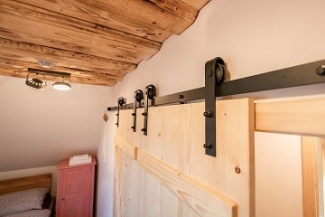 Chalupa a vinn� sklep - Rajhrad - ji�n� Morava