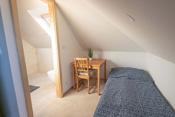 Chalupa a vinn� sklep - Hustope�e - ji�n� Morava