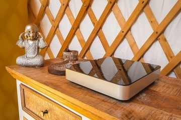 Jurty u vinohradu - glamping Ji�n� Morava