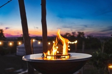 Jurty u vinohradu - glamping Ji�n� Morava