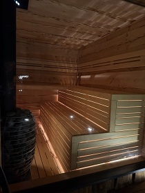 Jurty vinohrad a cyklostezka - glamping park V�hon