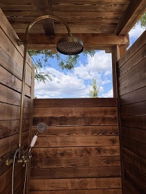 Jurty vinohrad a cyklostezka - glamping park V�hon