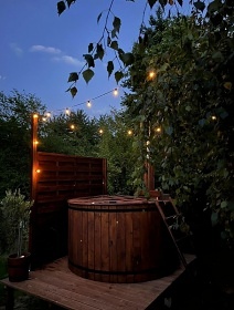 Glamping s koupac�m sudem - Ti�nov - Pern�tejn