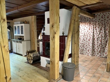 Chalupa u lesa - hrad Tol�tejn - Lu�ick� hory