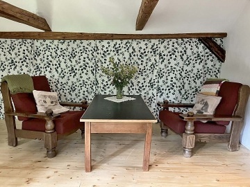 Chalupa u lesa - hrad Tol�tejn - Lu�ick� hory