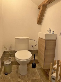 Chalupa u lesa - hrad Tol�tejn - Lu�ick� hory