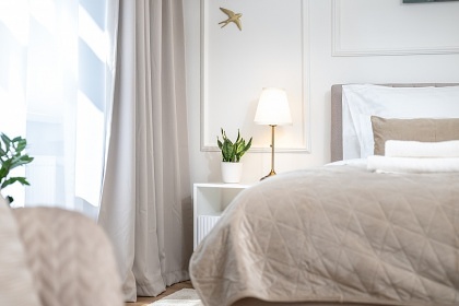 Apartm�n u kolon�dy a parking - Mari�nsk� L�zn�