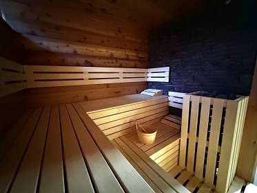 Chata baz�n a wellness - Trutnovsko - rybn�k Dolce