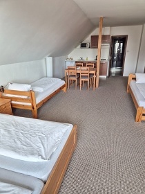 Chalupa vnit�n� baz�n a wellness - Doln� Morava