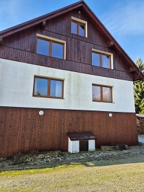 Chalupa vnit�n� baz�n a wellness - Doln� Morava