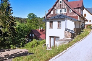 Nov� objekt: Horsk� chata Aldrov - Bikepark a Snowpark Krkono�e 5C-396