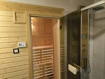 Chalupa baz�n a wellness - P�emyslov a Ramzov�