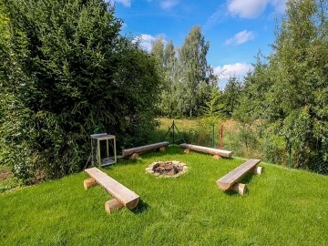 Chalupa s baz�nem - Ch�novsk� jeskyn� - Vyso�ina