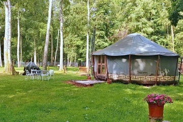 Glamping s v��ivkou a zv���tky - CHKO Slavkovsk� les