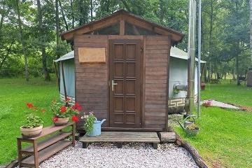 Glamping s v��ivkou a zv���tky - CHKO Slavkovsk� les