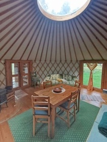 Glamping s v��ivkou a zv���tky - CHKO Slavkovsk� les