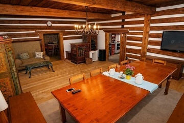 Chalupa s baz�nem - Roubenka ���rsk� vrchy