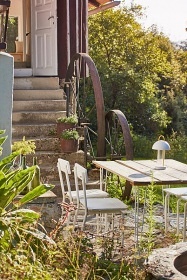 Roubenka pec a koupac� sud - u Jizersk�ch hor a Krkono�