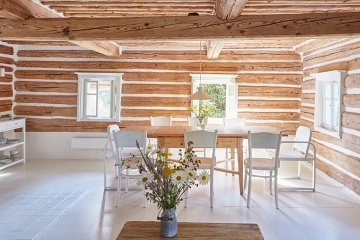 Roubenka Lesn� r�j - pec na span� a koupac� sud