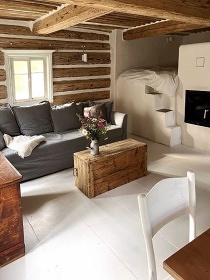 Roubenka pec a koupac� sud - u Jizersk�ch hor a Krkono�