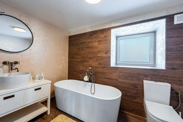 Chalupa s baz�nem - Kutn� Hora - Pos�zav�