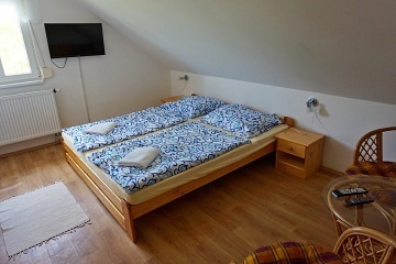 Chata Lipensk� jezero - vnit�n� baz�n - Miln�