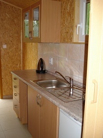 Chaty s baz�nem - Rodinn� kemp - B�l� Karpaty