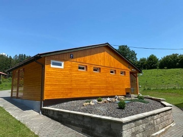 Chaty s baz�nem - Rodinn� kemp - B�l� Karpaty