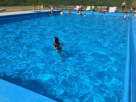 Chaty s baz�nem - Rodinn� kemp - B�l� Karpaty