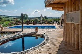 Luxusn� srub - wellness a baz�n - Orlick� Podh���