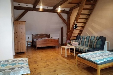 Chalupa Vyso�ina - wellness a vinn� sklep - �elivka