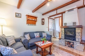 Chata na samot� - CHKO B�l� Karpaty - Luha�ovice