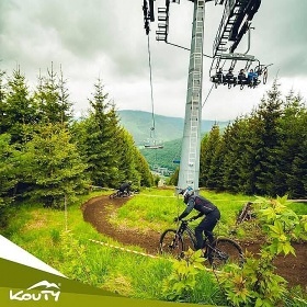 Wellness roubenka u lesa - chalupa Dlouh� str�n�