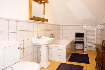 Chalupa samota a vnit�n� baz�n - Javorn�k - �umava