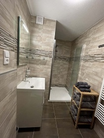 Chalupa wellness a baz�n - �umava - hrad Ka�perk