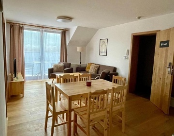 Chalupa Alpalouka - �ern� jezero - �elezn� Ruda