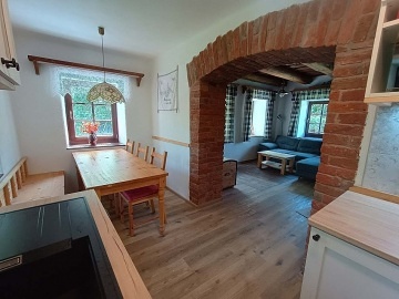 Rodinn� chalupa - Moravsk� cyklostezka - Jesen�ky