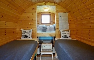 Chata a glamping vinn� sklep a baz�n - Znojemsko