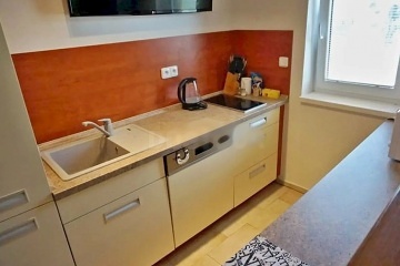 Chata a glamping vinn� sklep a baz�n - Znojemsko