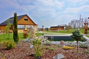 Chata a glamping vinn� sklep a baz�n - Znojemsko