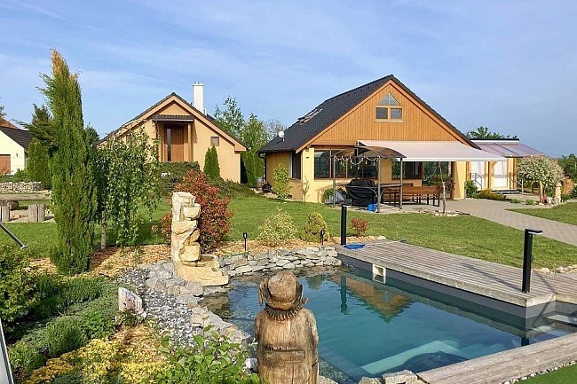 Chata a glamping vinn� sklep a baz�n - Znojemsko