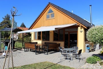 Chata a glamping - vinn� sklep a baz�n - Znojemsko