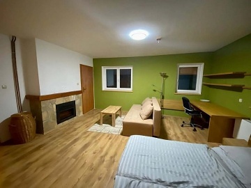 Chalupa baz�n a wellness - Ch�iby - hrad Buchlov
