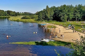 Chalupa u cyklostezky - Lipensk� jezero - �umava