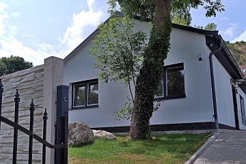 Chata s baz�nem - Stolov� hora - CHKO P�lava