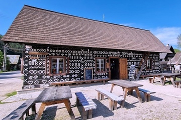 Drevenica BRUNDZOVCE - ubytovanie Čičmany