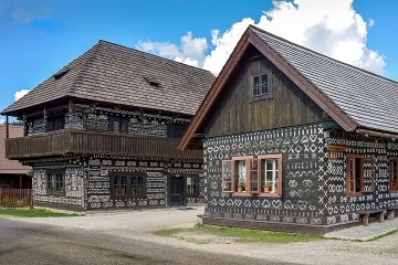 Roubenka Strážovské vrchy - skanzen Čičmany